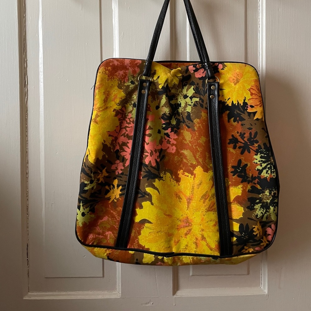 Vintage Floral Weekender Bag